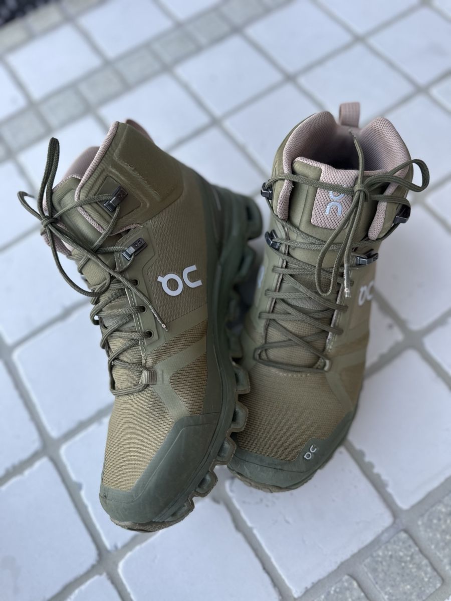 On Damenschuhe: ON Damen Wanderschuhe  Waterproof  Gr 40 – Gebraucht aus Seuzach von Kingman11