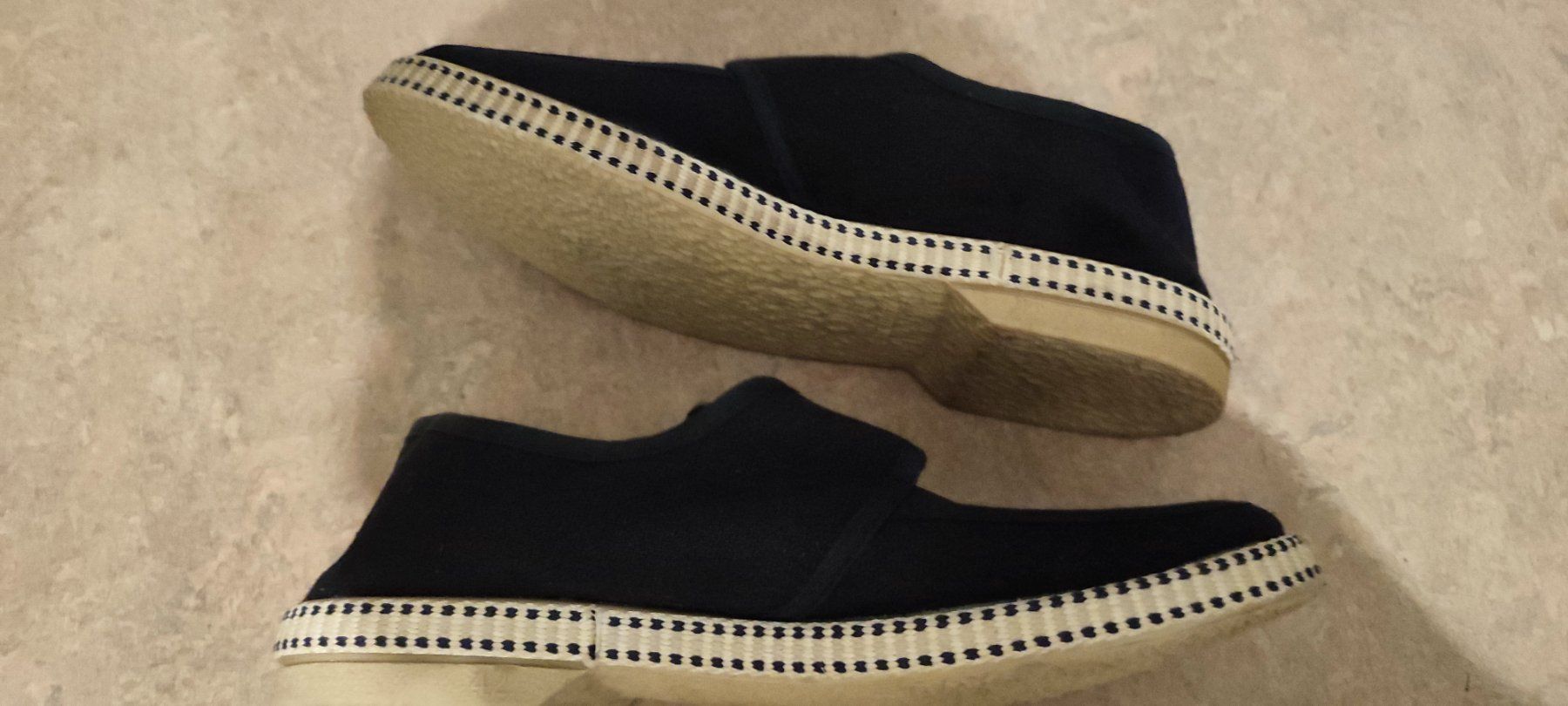 Scarpe da uomo: Herren Schuhe gr.42 – Nuovo (secondo la descrizione) da Biel/Bienne venduto da ruggi03 3