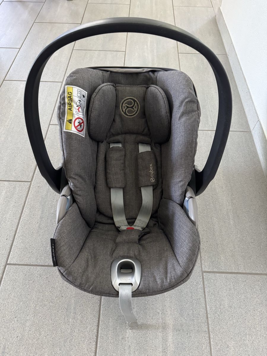 Cybex Auto-Kindersitze: Cybex Cloud Zi-Size Plus grey – Gebraucht aus Jona von Micky1819