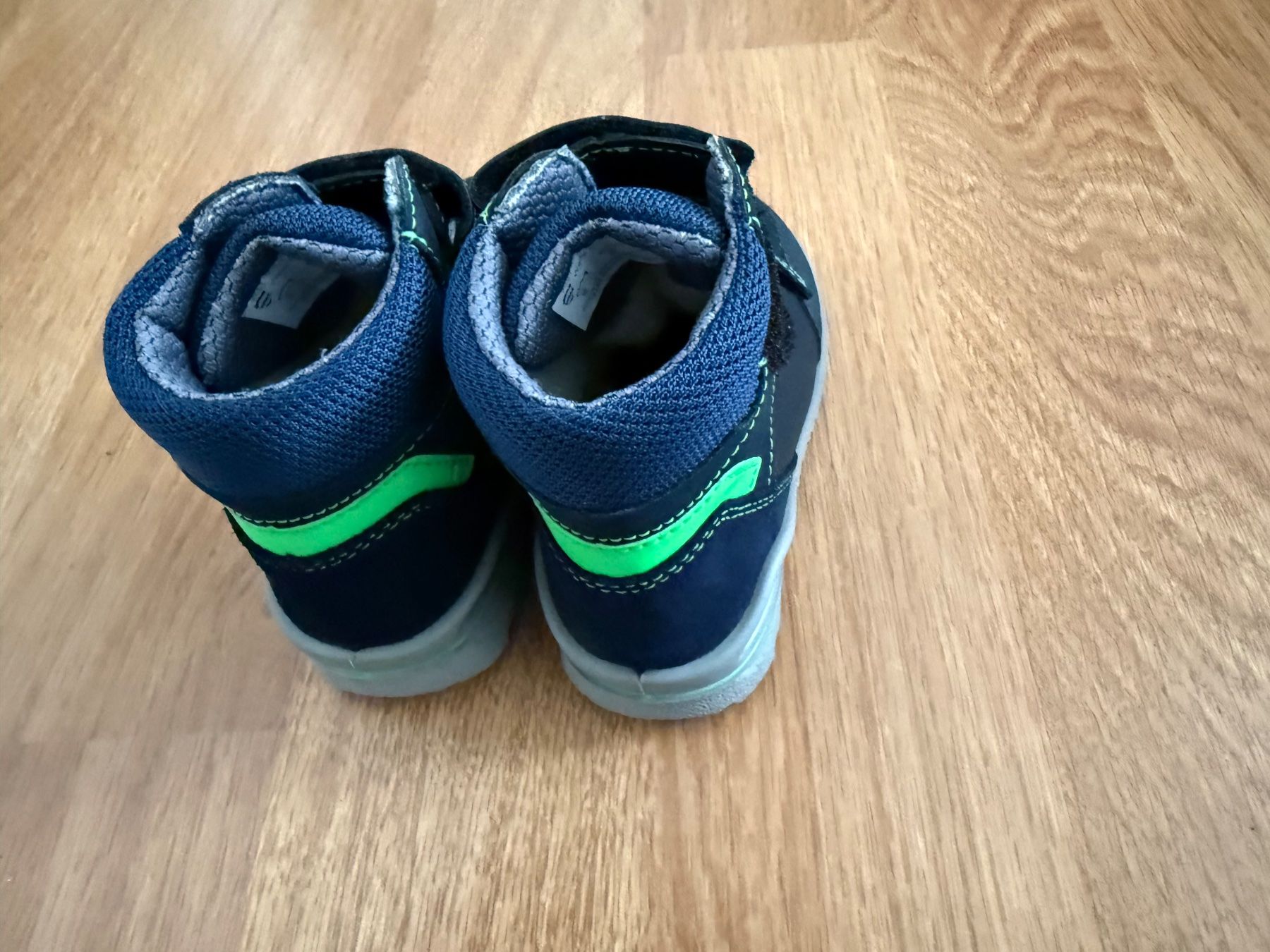 Chaussures garçon: Pepinoschuhe Grösse 23 – Neuf avec emballage d'origine à Pontresina par poc 1