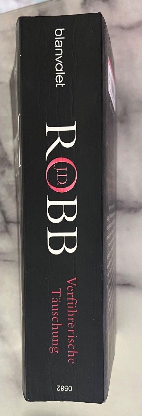 Libri: J.D. Robb Verführerische Täuschung – Usato da Illnau venduto da cindyM28 1