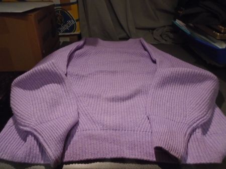 Pullover ca. Grösse S, lila, gestrickt
