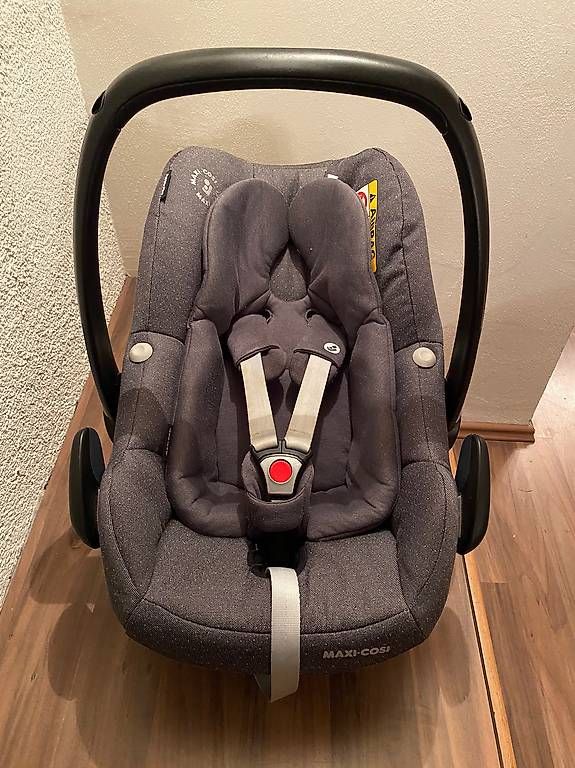 Maxi-Cosi Seggiolini per auto: Maxi Cosi Pebble Plus inkl. 2wayFix – Usato da Schellenberg venduto da faebu18 1