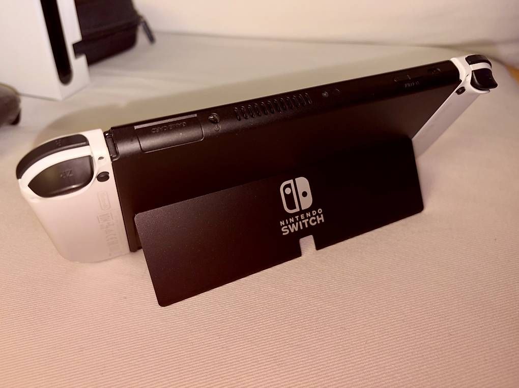 Nintendo Console: Nintendo Switch oled blanche + accessoires – Usato da Meinier venduto da rom_kk86 2