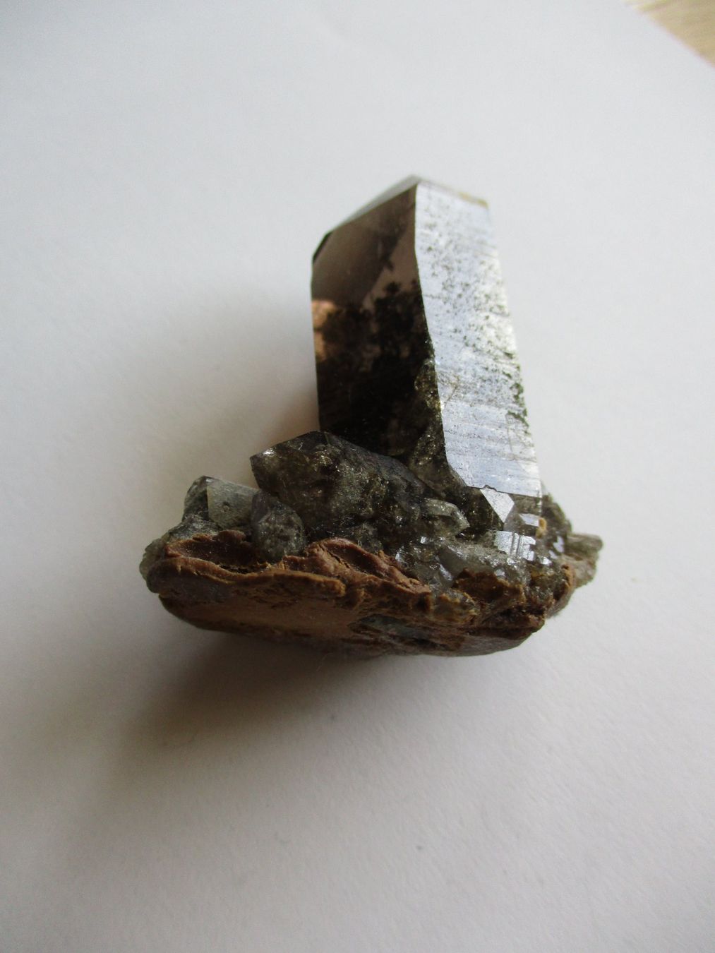 Minerali & Pietre curative: Quartz Fumé Naturel – Usato da La Sarraz venduto da plu_v9cf 3
