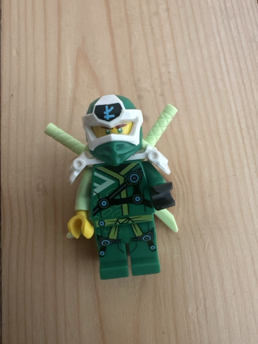 Lego Statuette: 3 Lego Ninjago Figuren gut erhalten – Usato da Bazenheid venduto da Merlotscha 3