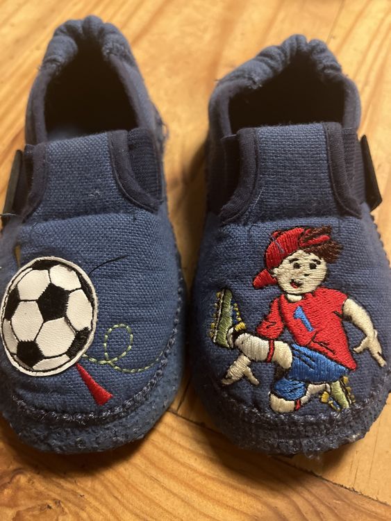 Nanga Hausschuhe Fussball Gr. 24 5