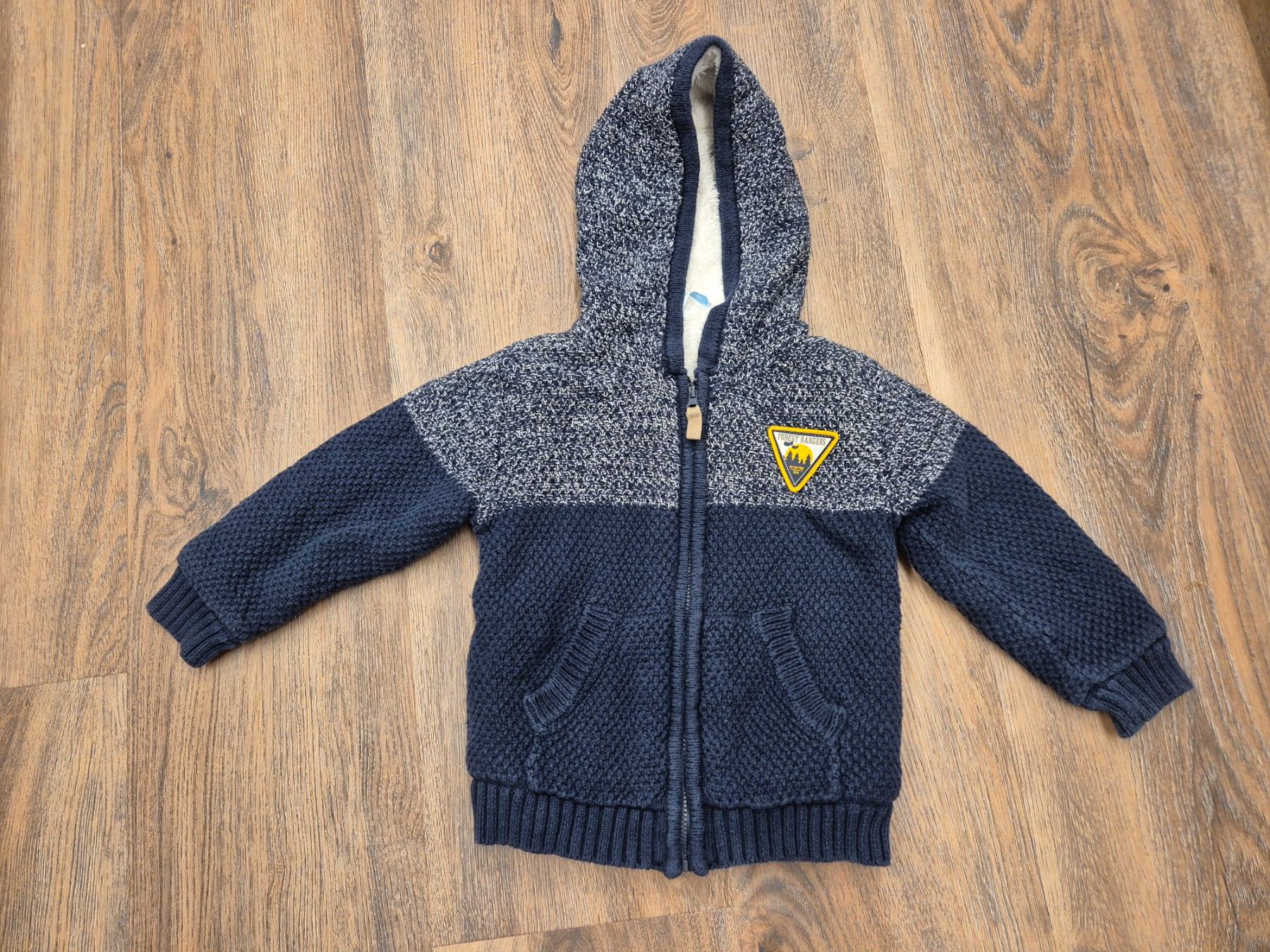 Pullover & Sweatshirts: gestricktes Sweatshirt Smile 92 – Gebraucht aus Adliswil von monikas47