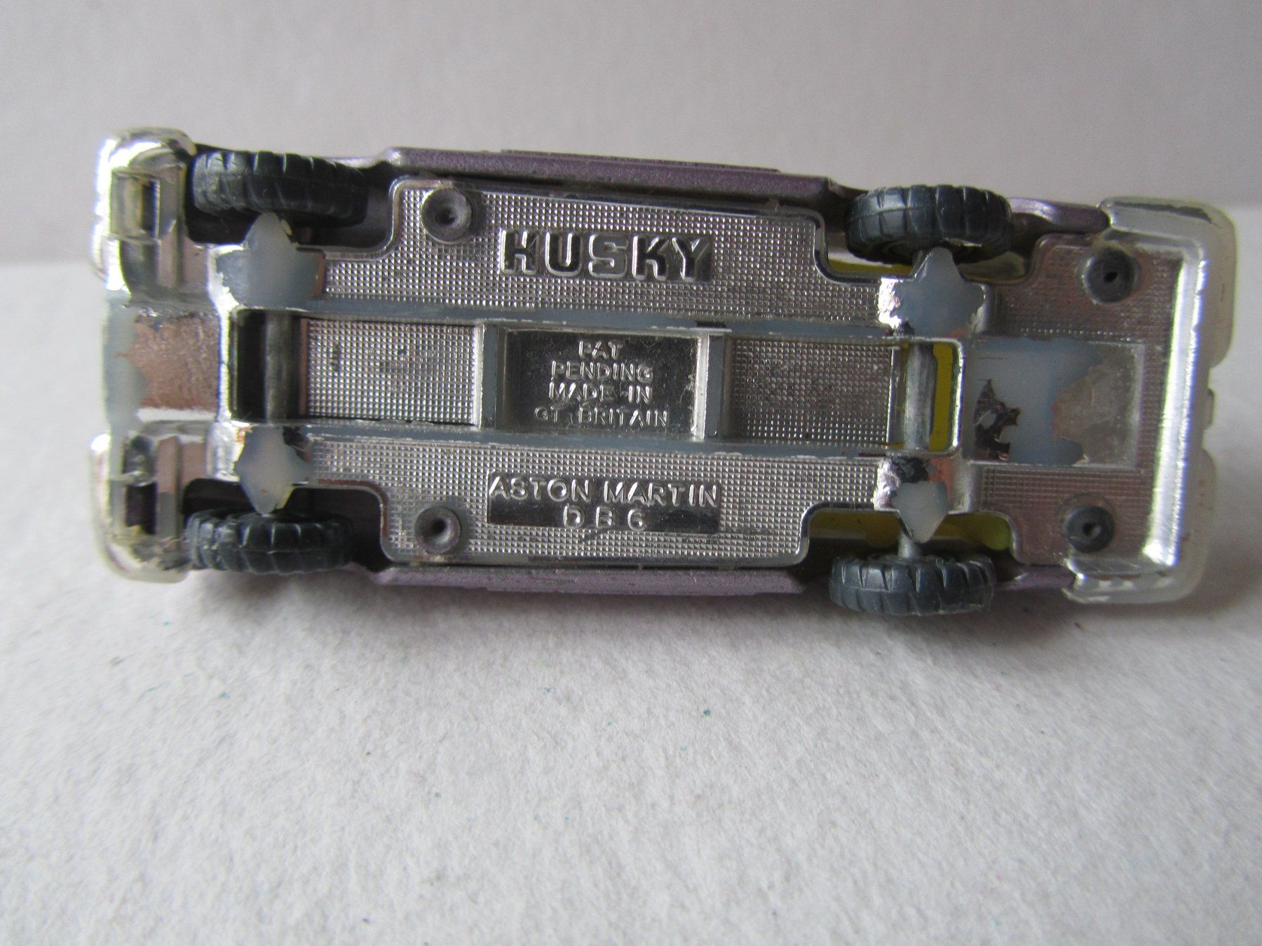 Corgi Toys Modellini d'auto: Aston Martin DB 6, Husky – Usato da Weiningen ZH venduto da dietsch57 6
