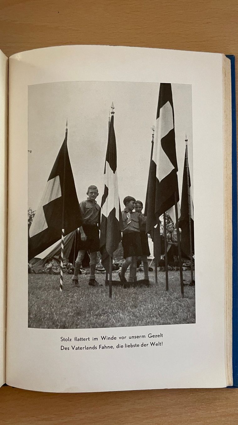 Livres: Die Schweizerfrau als Mutter und Erzieherin 1935 – D'occasion à Glattfelden par cybermaxx 4