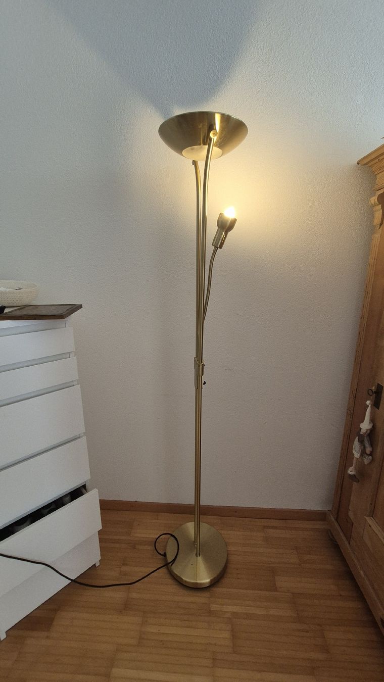 Lampen: Stehlampe Gold - Vintage – Gebraucht aus Rikon im Tösstal von yanull