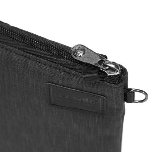 Pacsafe Borse: Pacsafe Small Travel Pouch RFIDsafe - Carbon – Nuovo e nell'imballaggio originale da St. Gallen venduto da sportglobe 6