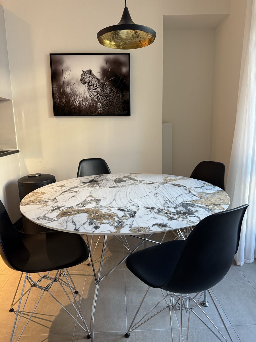 Vitra Sedie: Set 4 Chaises Vitra Noir – Usato da Genève venduto da cl2_d7hd 1