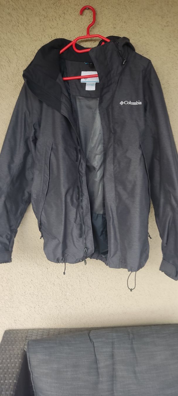 Columbia Jacken: Columbia Uebergangsjacke – Neu (gemäss Beschreibung) aus Bern von Puket