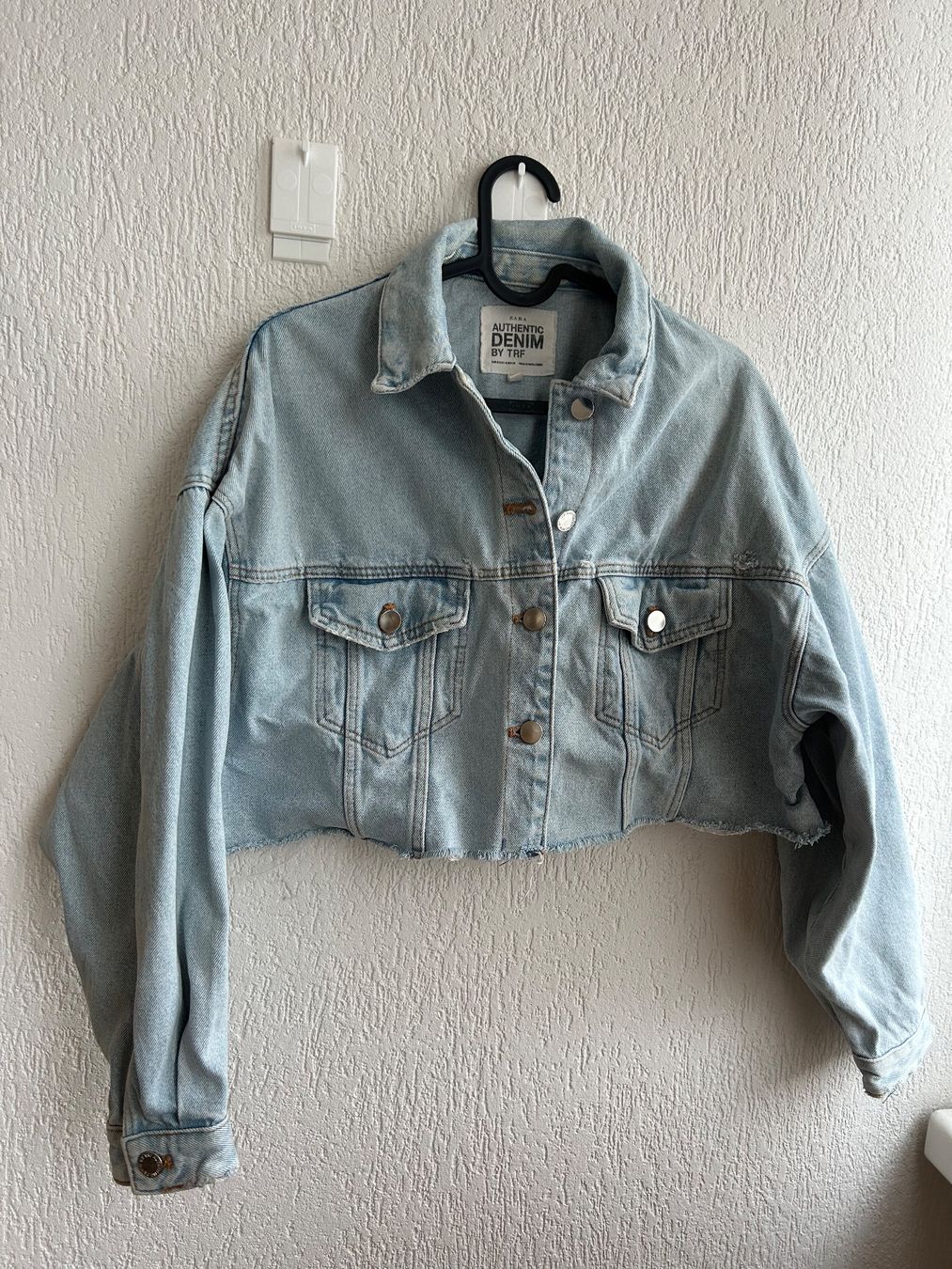Zara Giacche: Zara Jeans Jacket Cropped (M) – Usato da Oberglatt ZH venduto da nat_5gjp 1