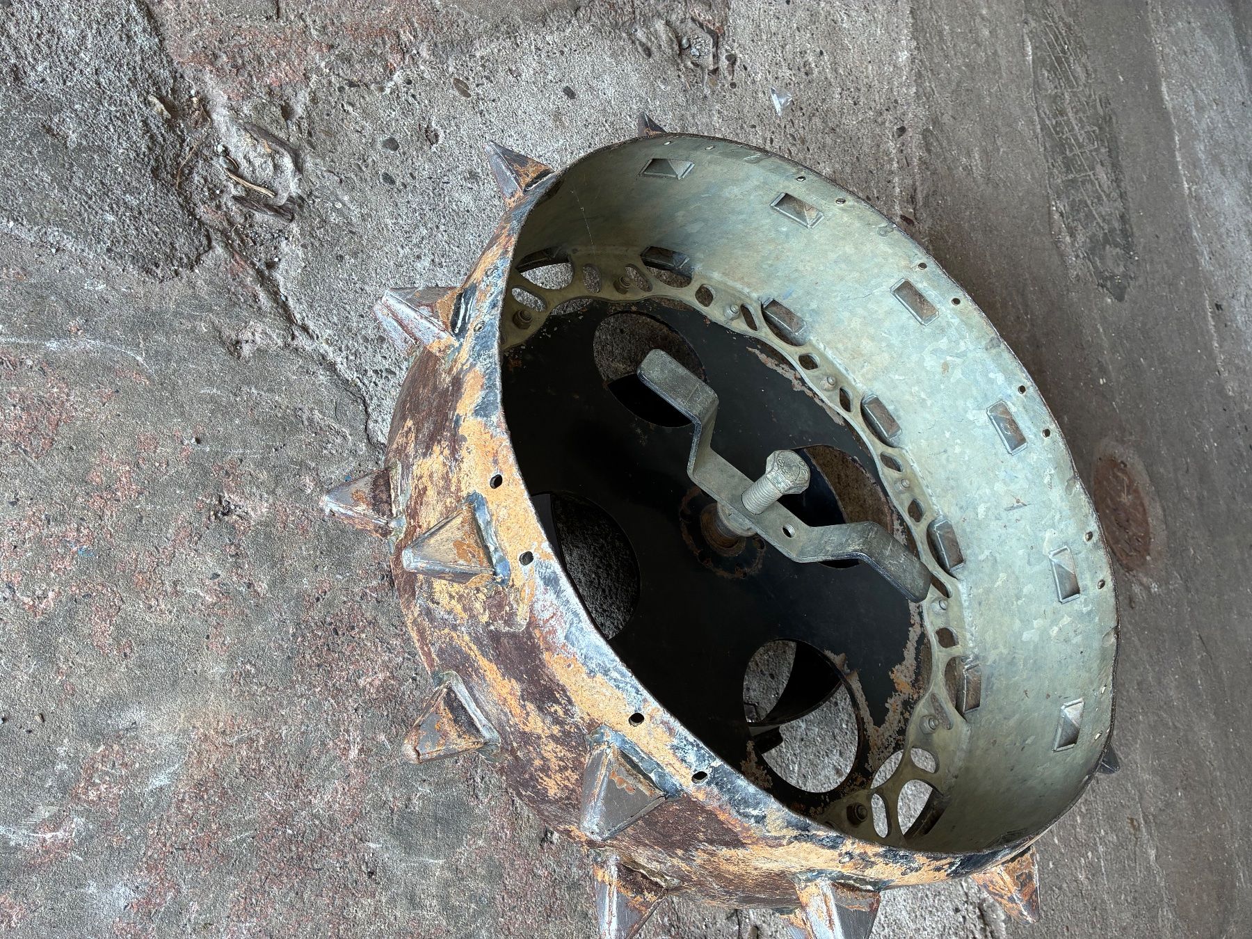 Aebi Metall- & Schlosserei Sonstiges: Stachelwalzen2 Reihig zu Aebi CC56 – Gebraucht aus Schwarzenberg LU von Mountain73 3