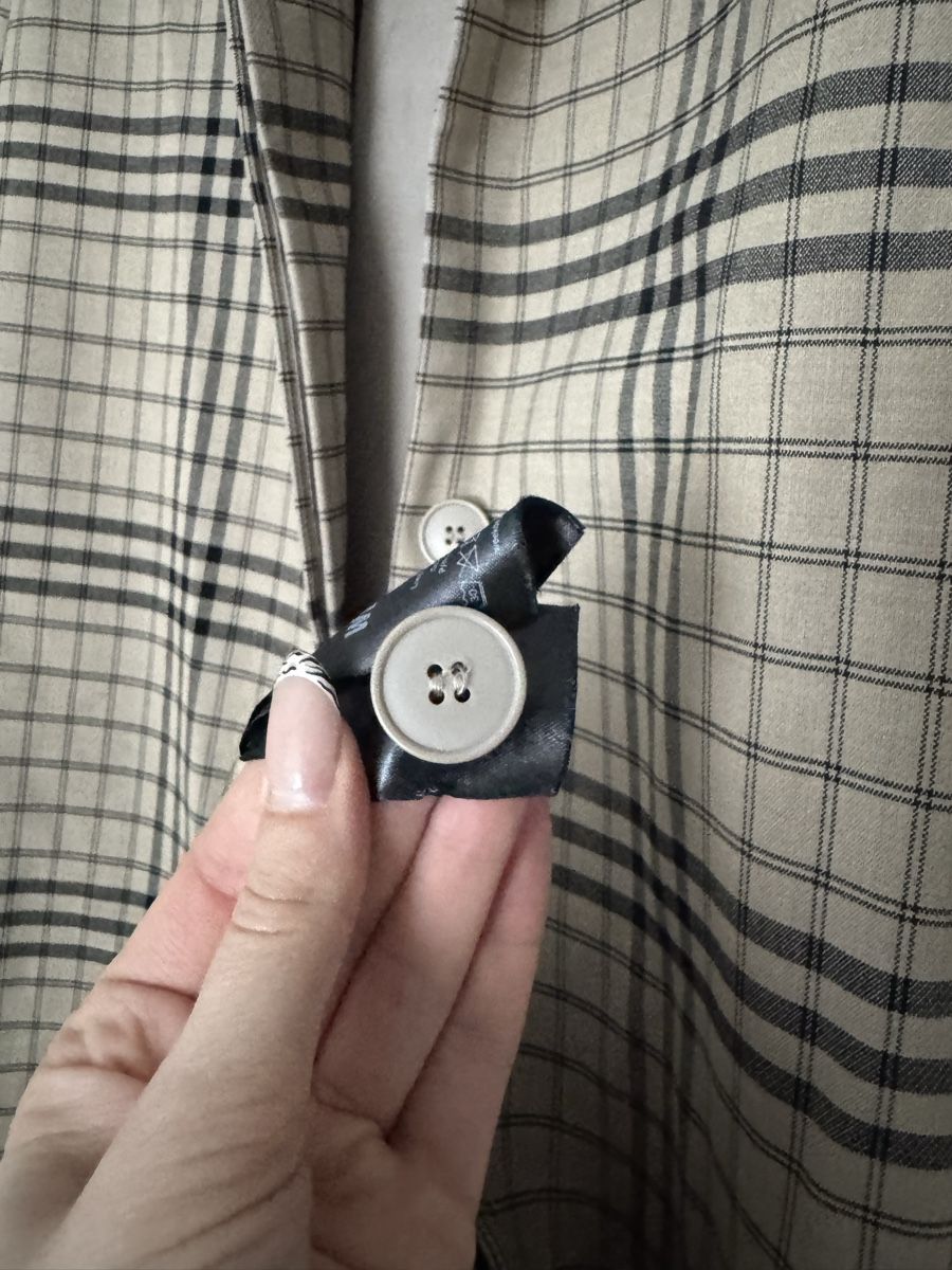 Weekday Mäntel: Damen-Mantel von WEEKDAY Modell Lond Checked Coat HINGUCKER – Gebraucht aus Gibswil von Engelsgleich 3