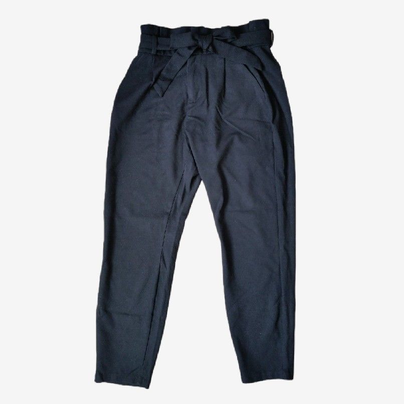 Vero Moda Hosen: Hosen Vero Moda Gr. S, mit Gürtel – Gebraucht aus Bern von icanhearyoursmile