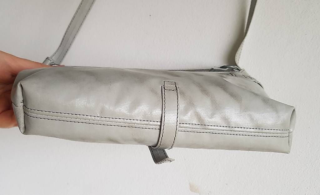 Freitag Sacs femmes: Freitag Tasche R119 Ottendorfer, Hellgrau – D'occasion à Bern par Lepidoptera11 3