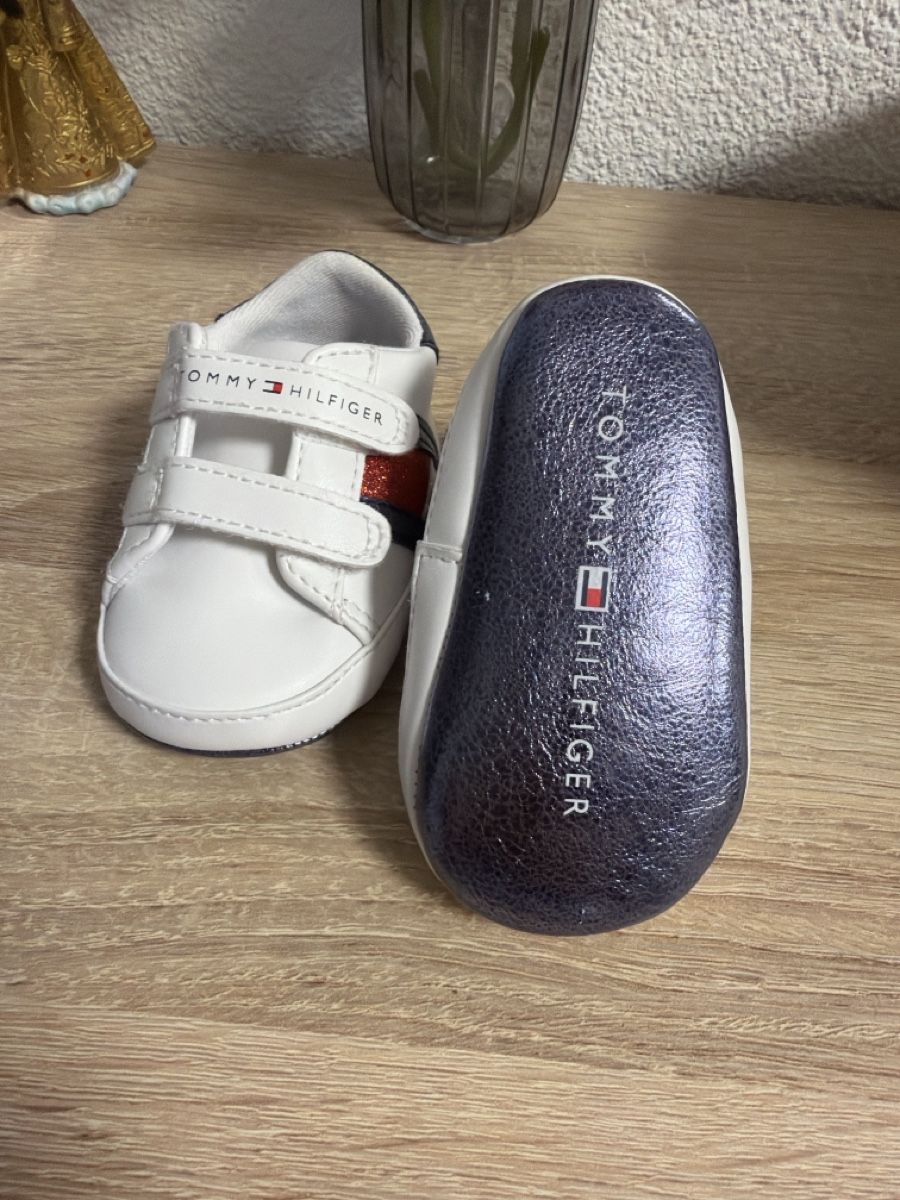 Tommy Hilfiger Chaussures garçon: Kinderschue Tommy Hilfiger – D'occasion à Sirnach par D.SecondChance 2
