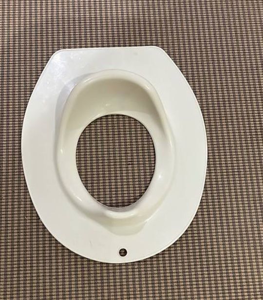 Ikea WC: Réducteur toilette enfant – Gebraucht aus La Croix (Lutry) von patricia150392