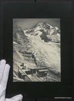 Fotografie Eiger, Bahnhof mit Restaurant