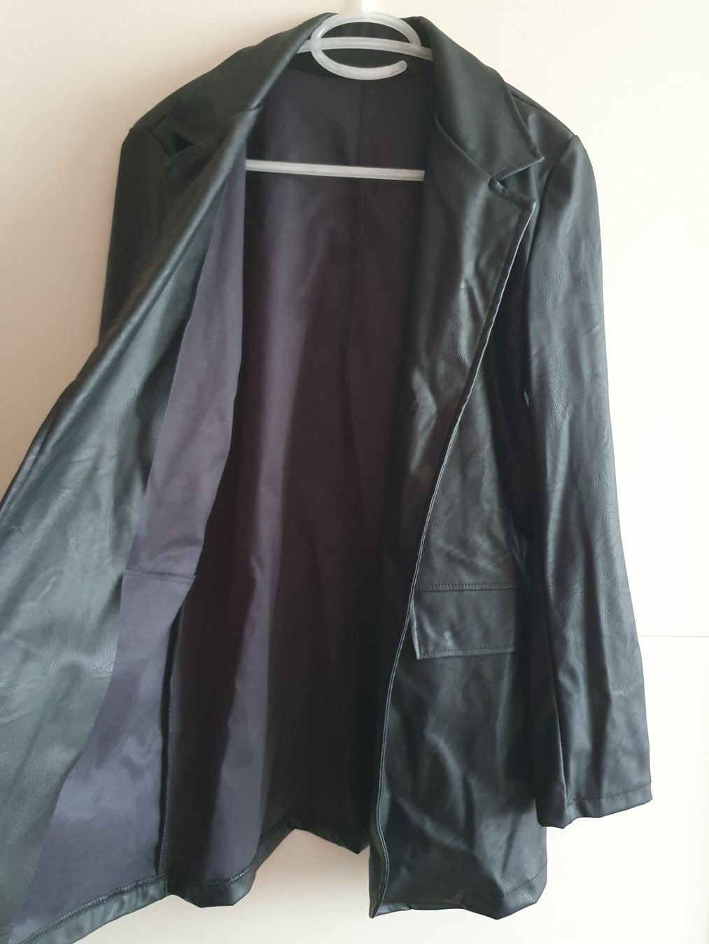 Giacche: Veste blazer simili cuir noir - Taille S/M – Nuovo (secondo la descrizione) da Chavannes-Renens venduto da mau_8rwz 1