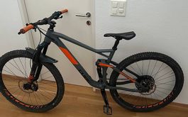 Fully Mountain Bike in guter Verfassung 