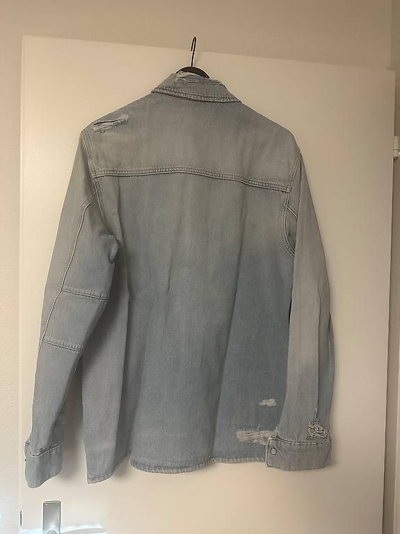 Zara Hemden: Jeanshemd / Grösse L / von ZARA – Neu (gemäss Beschreibung) aus Zürich von Faetze0 1