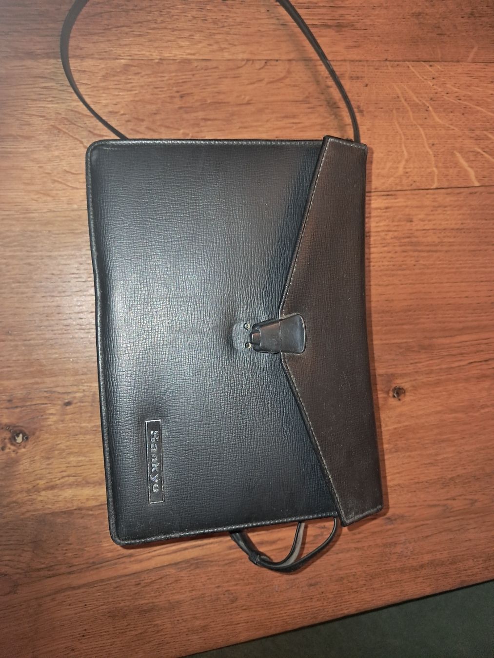 Sankyo Videocamere: Camera Sankyo ES44 · Sankyo · Negro – Usato da Le locle venduto da juliensaran 1