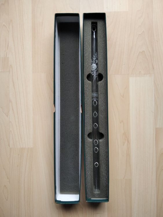 Learning The Hall Crystal Flute Hall Crystal Flute - Blue Delft