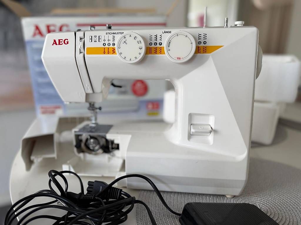 Macchine da cucire: AEG 1715 Nähmaschine mit OVP  24 Programme – Usato da Otelfingen venduto da kan_cs56 2