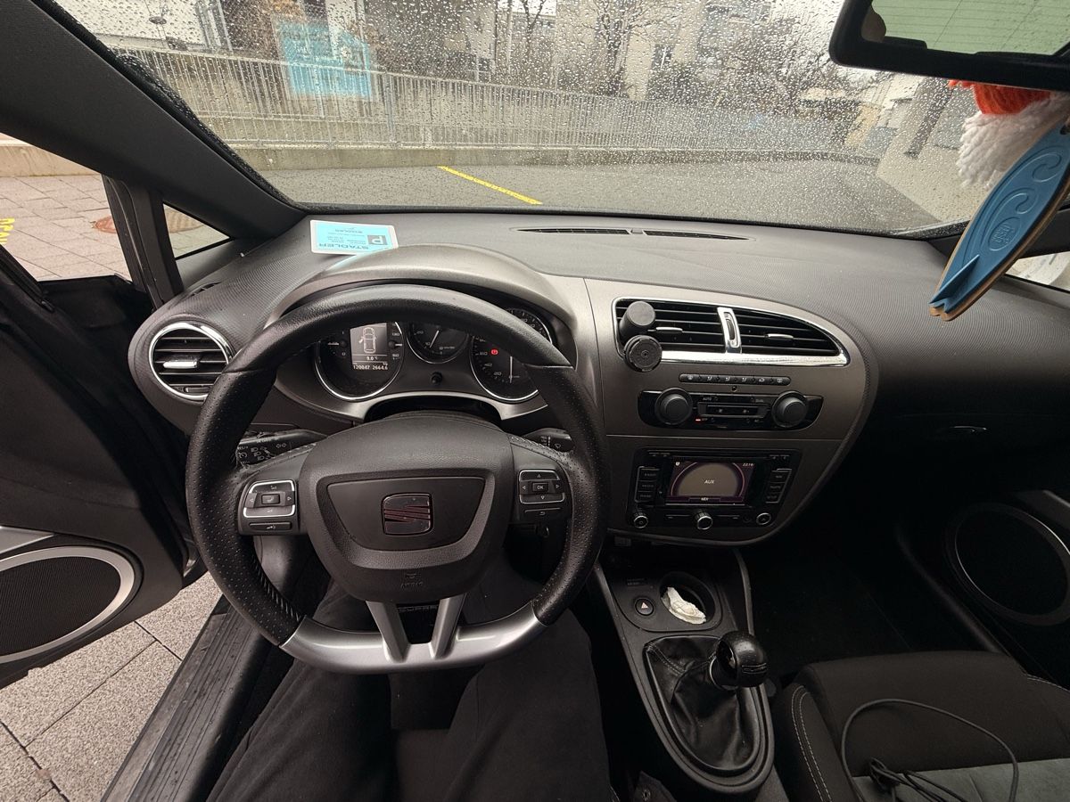 Seat Automobili: Seat Leon R evo 2012, Grey – Nuovo e nell'imballaggio originale da Wängi venduto da gou_n78c 1