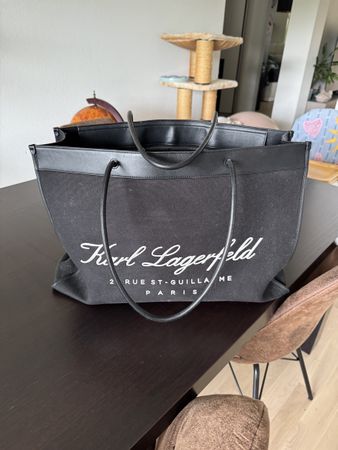 Karl Lagerfeld Paris Tote Bag, Schwarz
