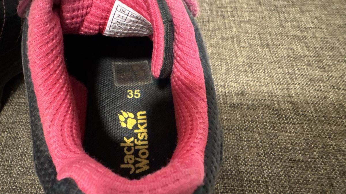 Jack Wolfskin Scarpe per ragazze: Jack Wolfskin Kinder Wanderschuhe Gr. 35 – Usato da Genthod venduto da Tidus04 5