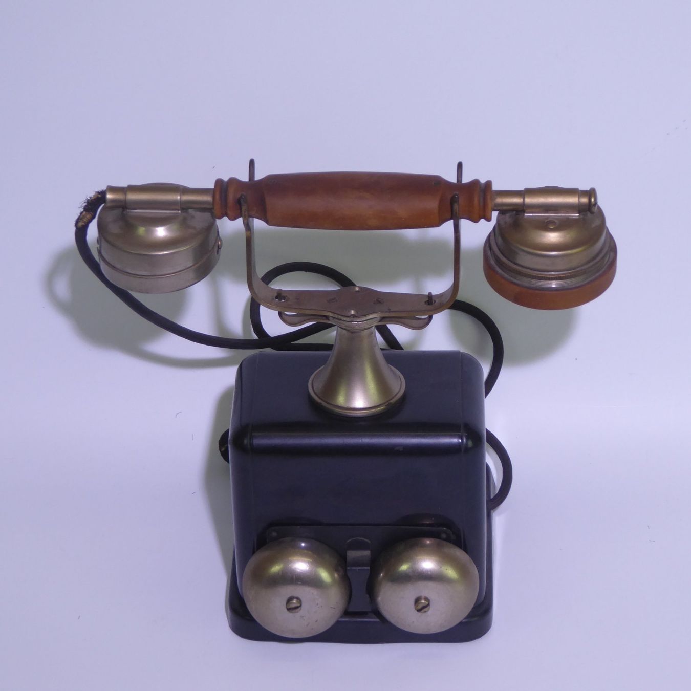 Téléphones: Telefon alt mit Drehscheibe – D'occasion à Bern par blaukreuz-brocki_BE 4