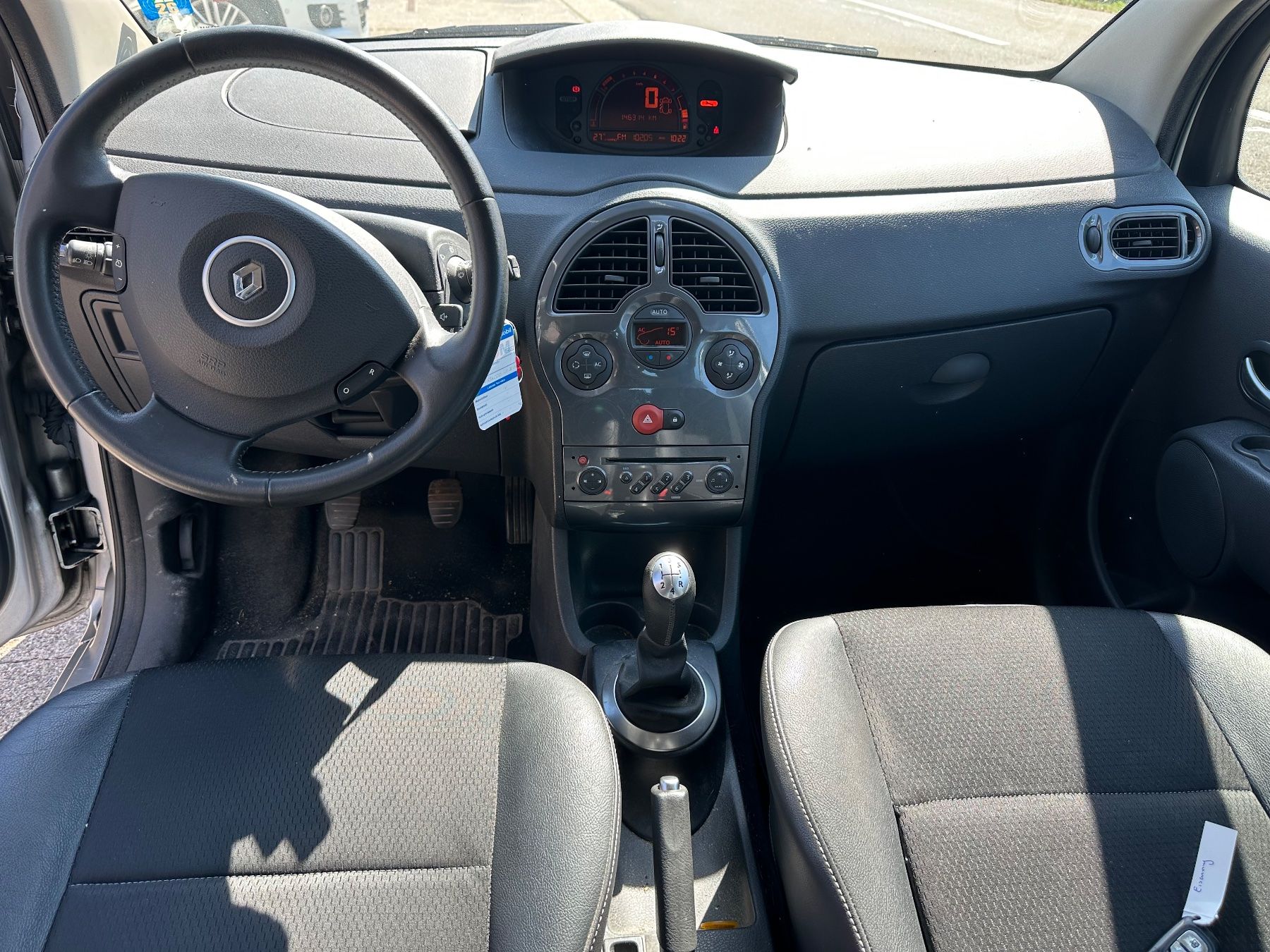 Renault Autos: Renault Modus  mit Anhängerkupplung – Défectueux à Zuckenriet par DGZ2020 3
