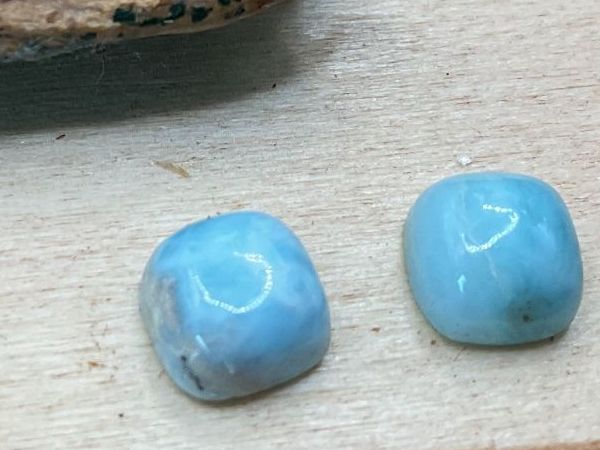 Edelsteine: Larimar Cabochons 2 Stück 6x6mm – Neu (gemäss Beschreibung) aus luzern von Alpendorf1 1