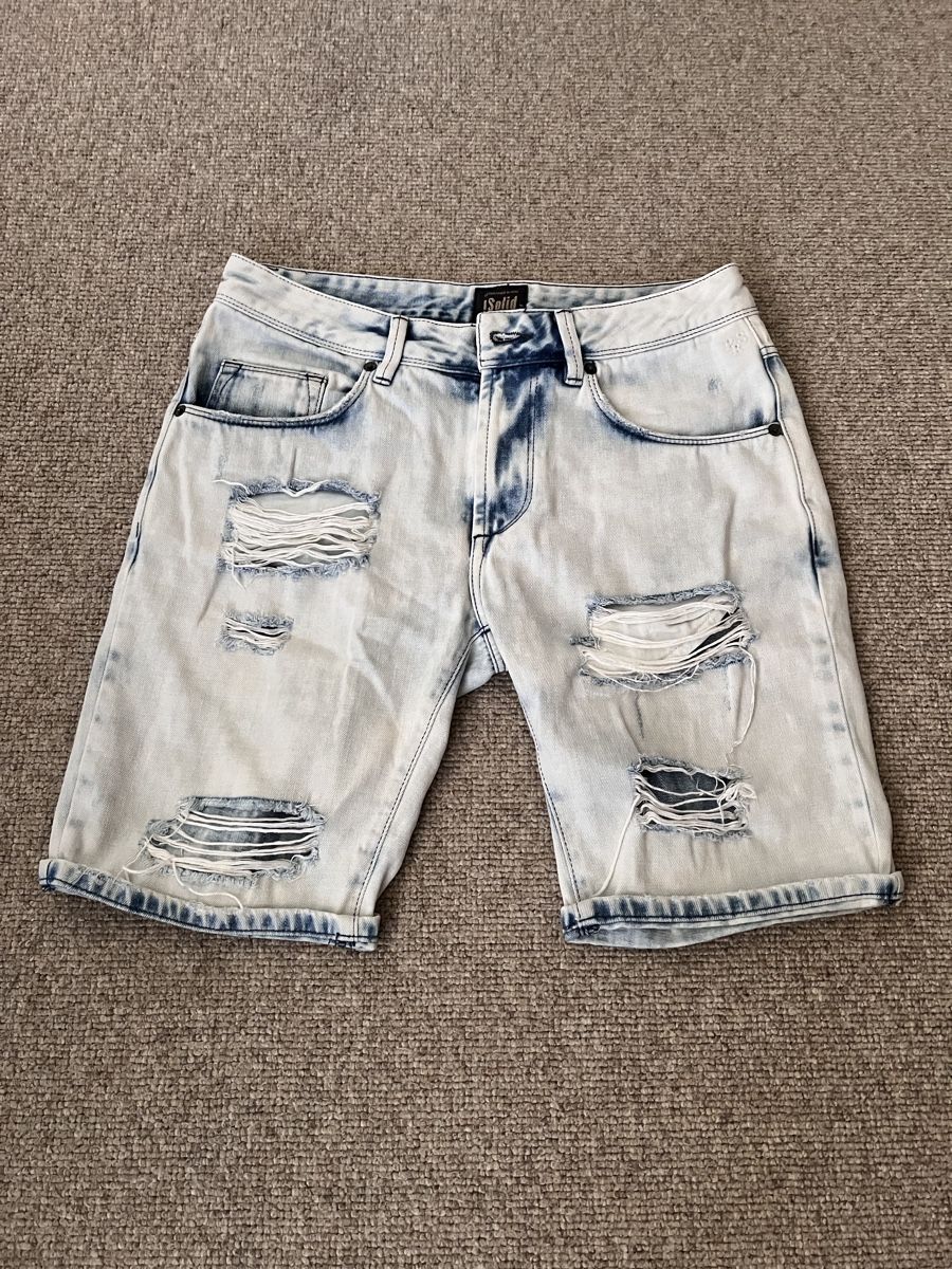 Jeans: Kurze Jeans – Usato da Cham venduto da carmenblacky