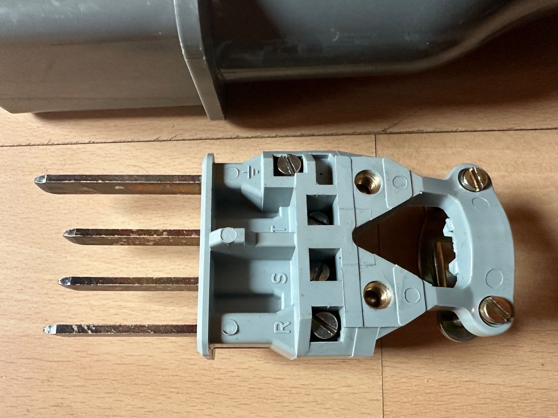 Spine: CMC J25/4 Polig  Stecker NEUWERTIG – Usato da Huttwil venduto da Bolpa 1