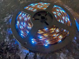 5m LED Streifen Lichtband RGB 4-Pin Anschluss, auf Rolle NEU