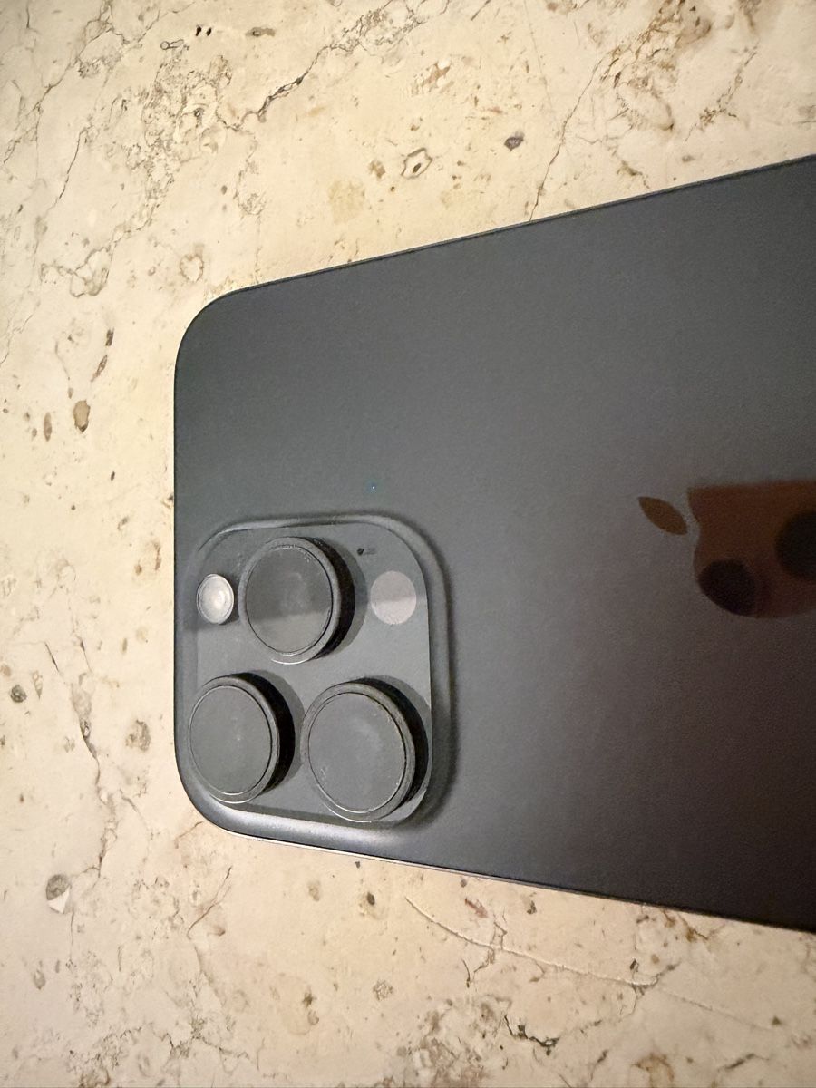 Apple Handys / Smartphones: iPhone 15 Pro Max - Top Zustand! – Neu (gemäss Beschreibung) aus Basel von bir_l86h 4