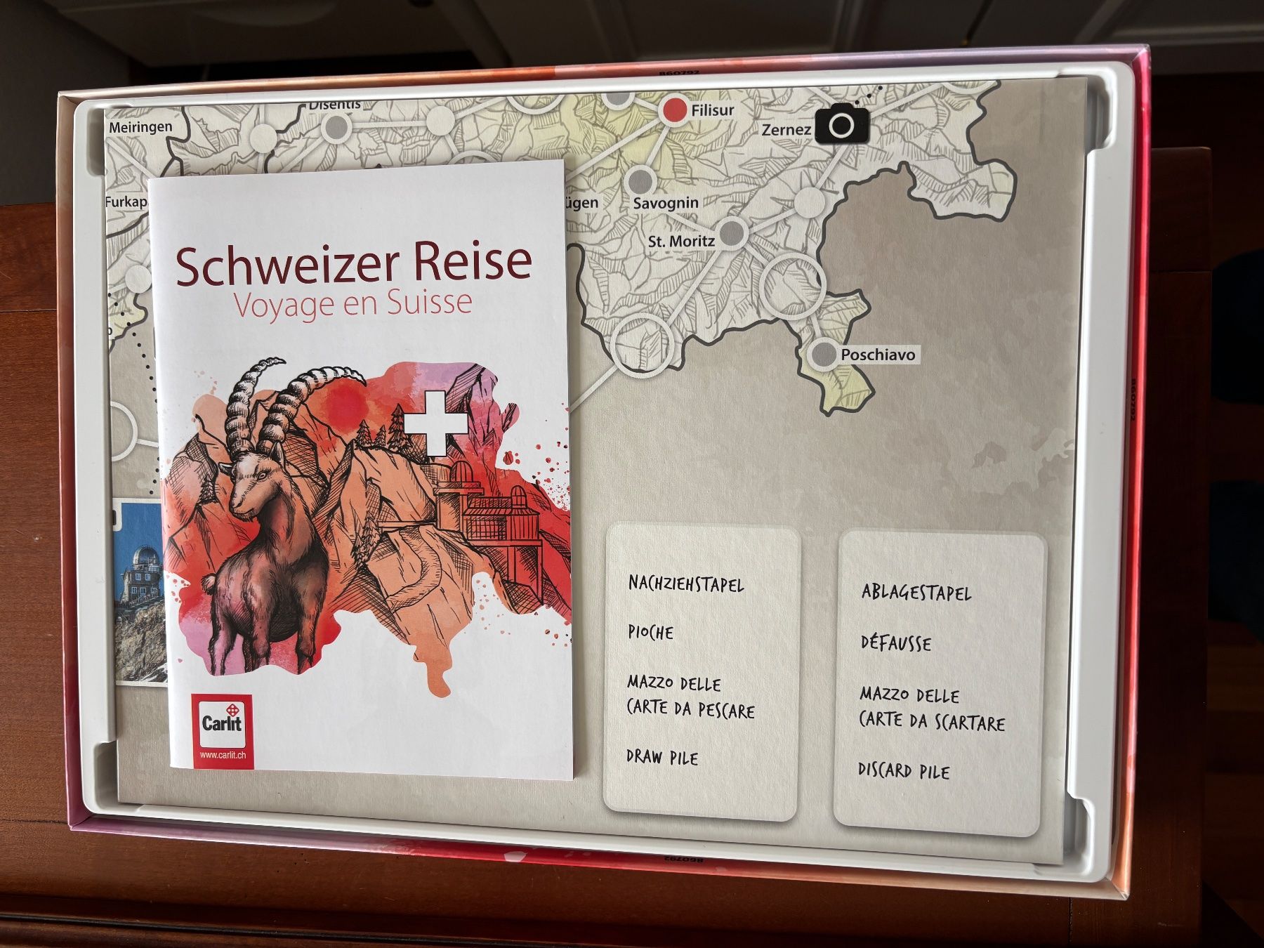 Carlit Giochi: CARLIT Schweizer Reise - Ausgabe 2020 - ***NEU *** – Nuovo e nell'imballaggio originale da THERWIL venduto da Fcbbasel 1
