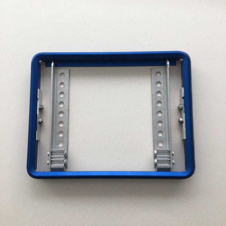 Tutti i ricambio per moto: Nummernschildhalter aus Aluminium Blau – Nuovo e nell'imballaggio originale da Chur venduto da Bart88