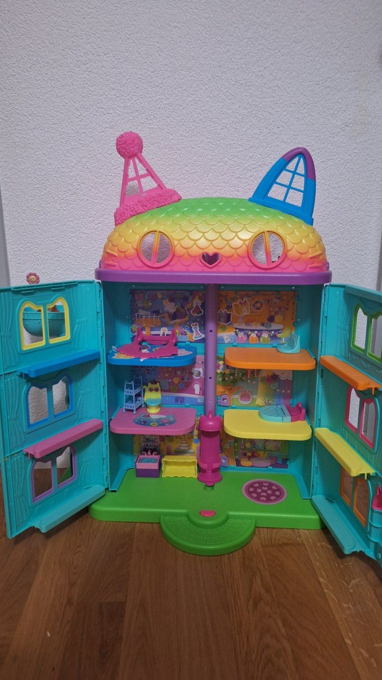 Barbie Case e mobili per bambole: Pupenhaus - Gabyhaus – Usato da Rickenbach SO venduto da hegyc 1