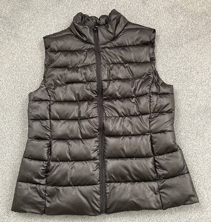 Gilet & Giacche senza maniche: Gilet Gr. 40 – Usato da Romanshorn venduto da zabel16