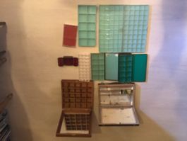 Lot de boîtes de rangement, divers, plusieurs formats
