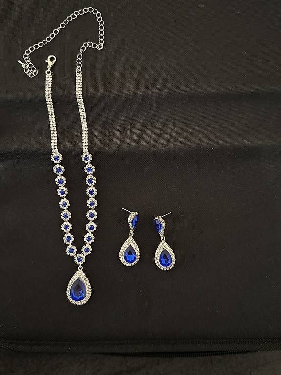 Autres bijoux: Schmuck Set Blau/ Glitzer – D'occasion à Kaltbach par samurai55 3