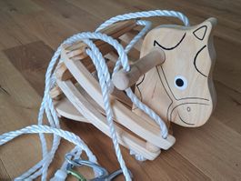 Schaukel Pferd