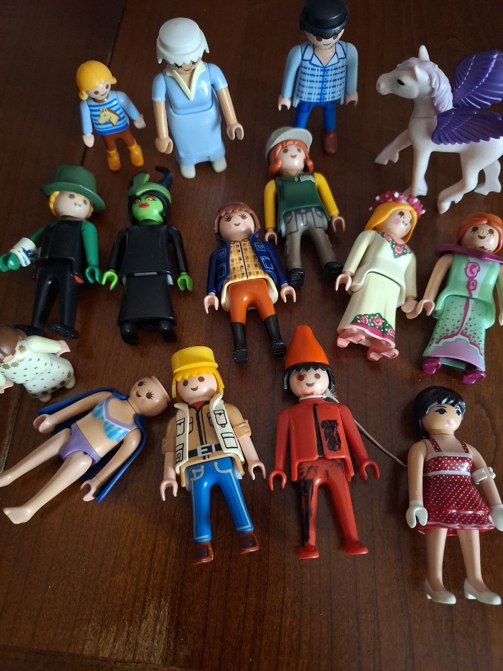 Playmobil Giocattoli: Lotto di personaggi Playmobil – Usato da Viganello venduto da sor_dcq8
